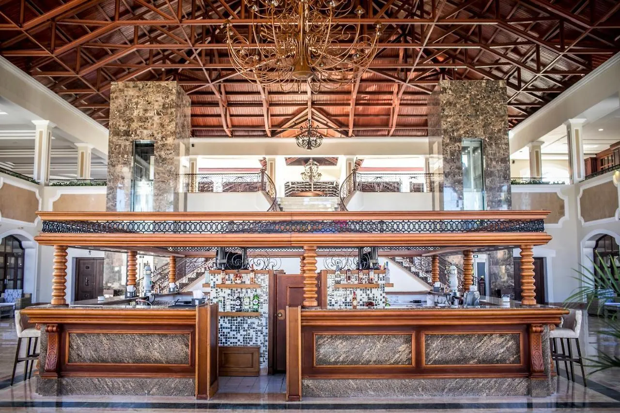Resort Majestic Colonial Punta Cana (Adults Only)