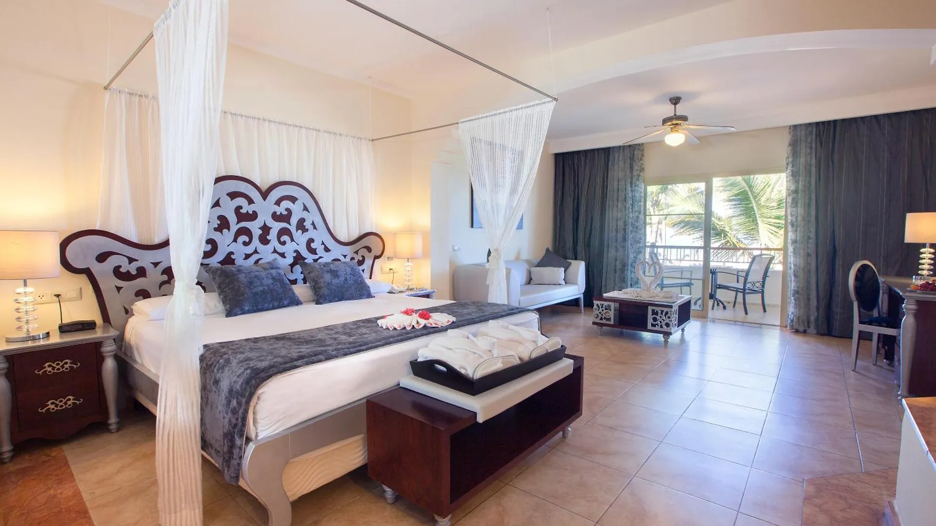 אתר נופש מלון Majestic Colonial Punta Cana (Adults Only)